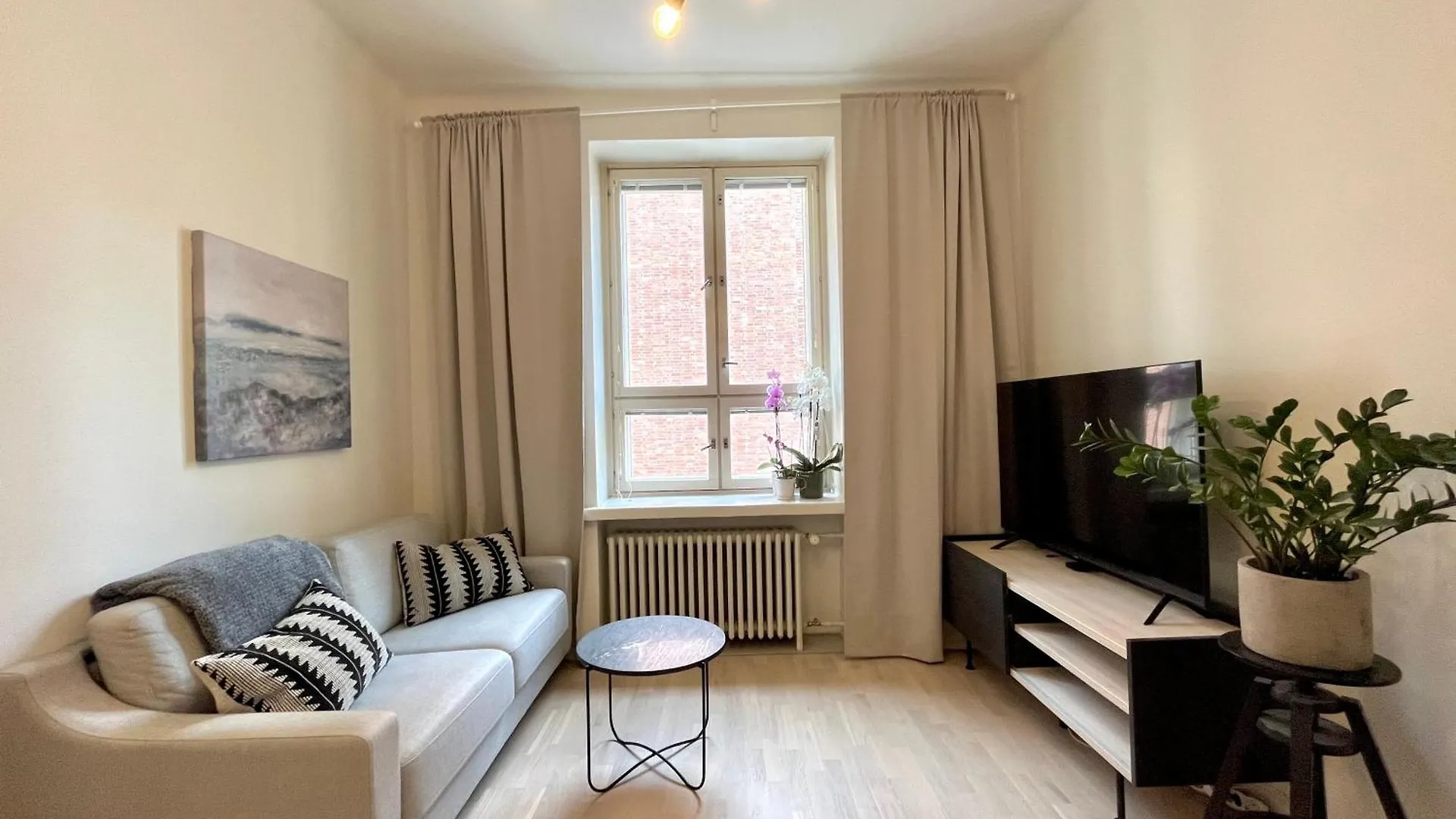Cosy Flat In The Heart Of Helsinki Center Apartment